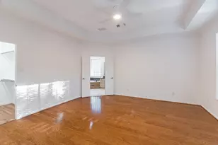 22 Westwinds Cir, The Woodlands, TX 77382 - Photo 19