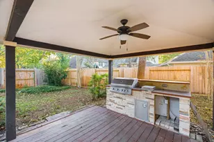 22 Westwinds Cir, The Woodlands, TX 77382 - Photo 25