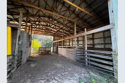 231 County Road 2190, Cleveland, TX 77327 - Photo 33