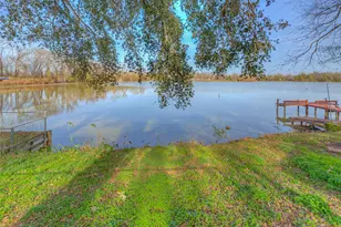 1606 E Taylor Lake Cir, Livingston, TX 77351 - Photo 19