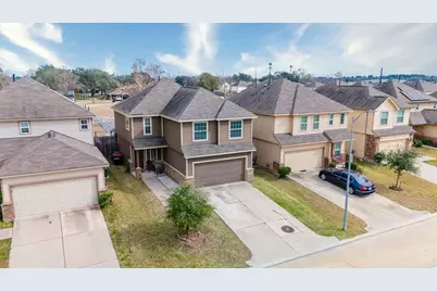 5742 Adelaide River Drive, Katy, TX 77449 - Photo 3