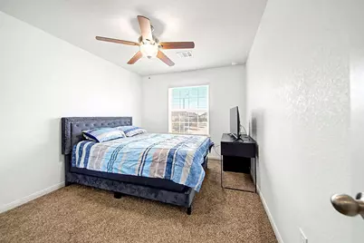 5742 Adelaide River Drive, Katy, TX 77449 - Photo 15