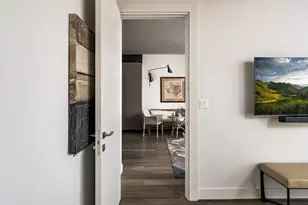 1711 Allen Pkwy, Houston, TX 77019 - Photo 11