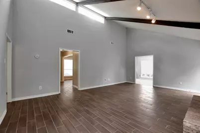 15326 Glamorgan Drive, Houston, TX 77040 - Photo 11