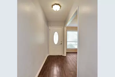 15326 Glamorgan Drive, Houston, TX 77040 - Photo 5