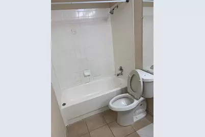 14550 Fonmeadow Drive #1304, Houston, TX 77035 - Photo 7