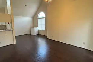 14550 Fonmeadow Dr, Houston, TX 77035 - Photo 13