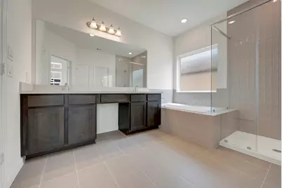 11407 Lucky Falls Drive, Houston, TX 77047 - Photo 11