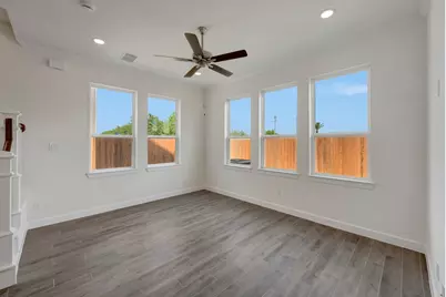 11407 Lucky Falls Drive, Houston, TX 77047 - Photo 7