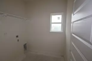 11407 Lucky Fls Dr, Houston, TX 77047 - Photo 9