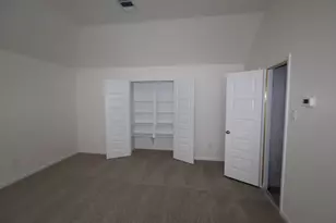 11407 Lucky Fls Dr, Houston, TX 77047 - Photo 9