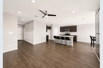 8203 Tamarind Lane, Baytown, TX 77521 - Photo 5