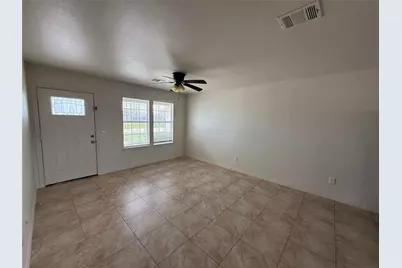 2724 Avenue D Avenue #4, San Leon, TX 77539 - Photo 9