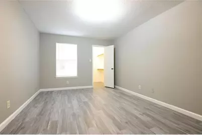 9700 Leawood Boulevard #2110, Houston, TX 77099 - Photo 11