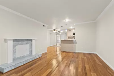 4635 Wild Indigo Street #512, Houston, TX 77027 - Photo 5