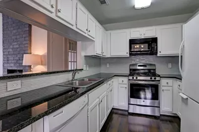 2711 Grants Lake Boulevard #91, Sugar Land, TX 77479 - Photo 5
