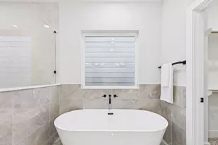 5027 Golden Forest Dr, Houston, TX 77091 - Photo 21