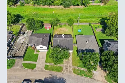 15738 Boonridge Road, Houston, TX 77053 - Photo 31