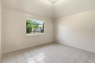 15738 Boonridge Rd, Houston, TX 77053 - Photo 17