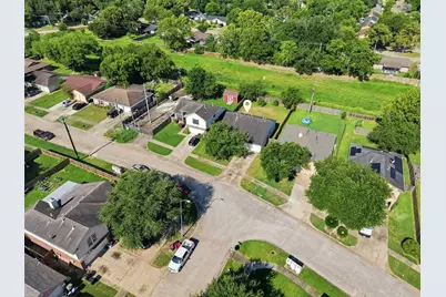 15738 Boonridge Road, Houston, TX 77053 - Photo 27
