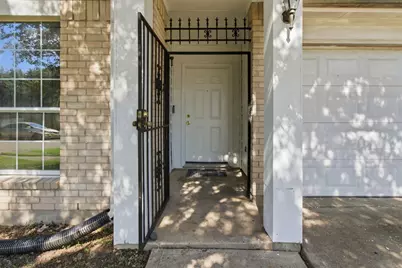 15738 Boonridge Road, Houston, TX 77053 - Photo 5