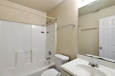 15738 Boonridge Road, Houston, TX 77053 - Photo 9