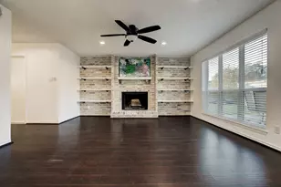 121 Misty Brook Ln, League City, TX 77573 - Photo 9