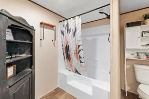 309 Tanglewood Ln, Somerville, TX 77879 - Photo 13