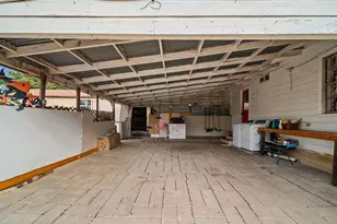 807 Burleson St, Brenham, TX 77833 - Photo 11