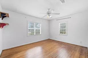 807 Burleson St, Brenham, TX 77833 - Photo 9