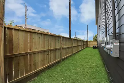 4607 Gunter Street #B, Houston, TX 77020 - Photo 31