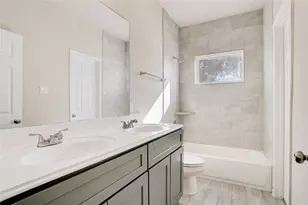 1045 Marcolin St, Houston, TX 77088 - Photo 13