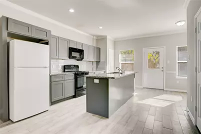 1045 Marcolin Street #B, Houston, TX 77088 - Photo 3