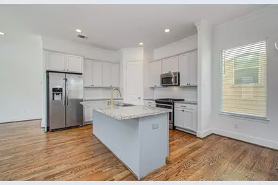 2609 Detering Street, Houston, TX 77007 - Photo 9