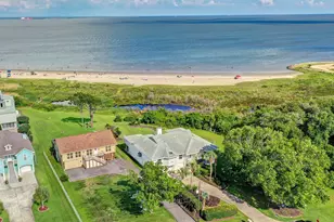 5113 Oleander St, Seabrook, TX 77586 - Photo 1
