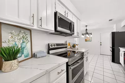 13515 Splintered Oak Drive, Houston, TX 77065 - Photo 11