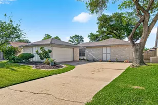 13515 Splintered Oak Dr, Houston, TX 77065 - Photo 3