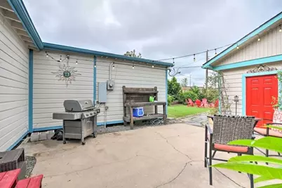 3917 Avenue P 1/2, Galveston, TX 77550 - Photo 35