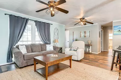 3917 Avenue P 1/2, Galveston, TX 77550 - Photo 5