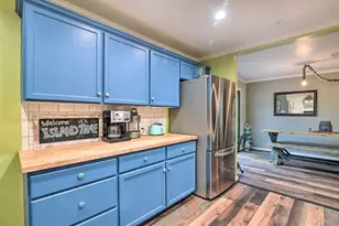 3917 Ave P 1/2, Galveston, TX 77550 - Photo 9