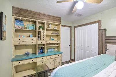 3917 Avenue P 1/2, Galveston, TX 77550 - Photo 15