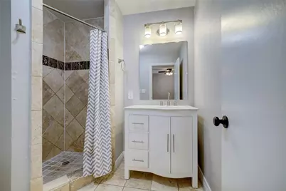1946 Norcrest Drive, Houston, TX 77055 - Photo 15