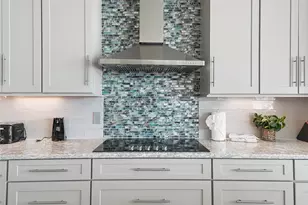11851 Sunbather Ln, Galveston, TX 77554 - Photo 19