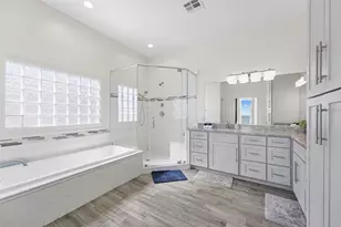 11851 Sunbather Ln, Galveston, TX 77554 - Photo 29
