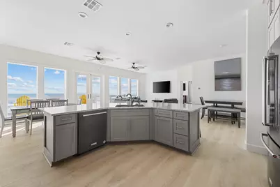 11851 Sunbather Lane, Galveston, TX 77554 - Photo 21