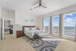 11851 Sunbather Ln, Galveston, TX 77554 - Photo 27