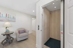 11851 Sunbather Ln, Galveston, TX 77554 - Photo 15