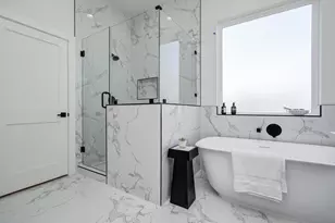 8702 Ojeman Villas Dr, Houston, TX 77055 - Photo 19