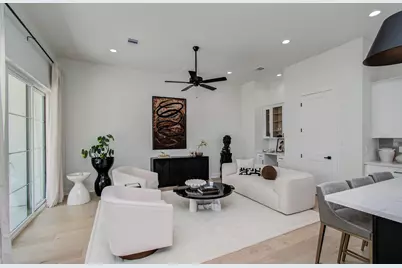 8702 Ojeman Villas Drive, Houston, TX 77055 - Photo 7