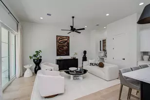 8702 Ojeman Villas Dr, Houston, TX 77055 - Photo 7